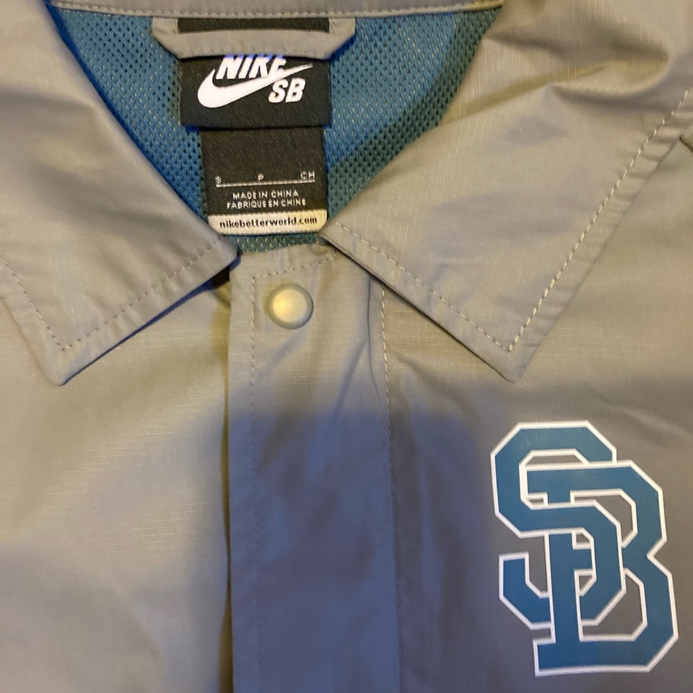 NikeSB zip and clip jacket